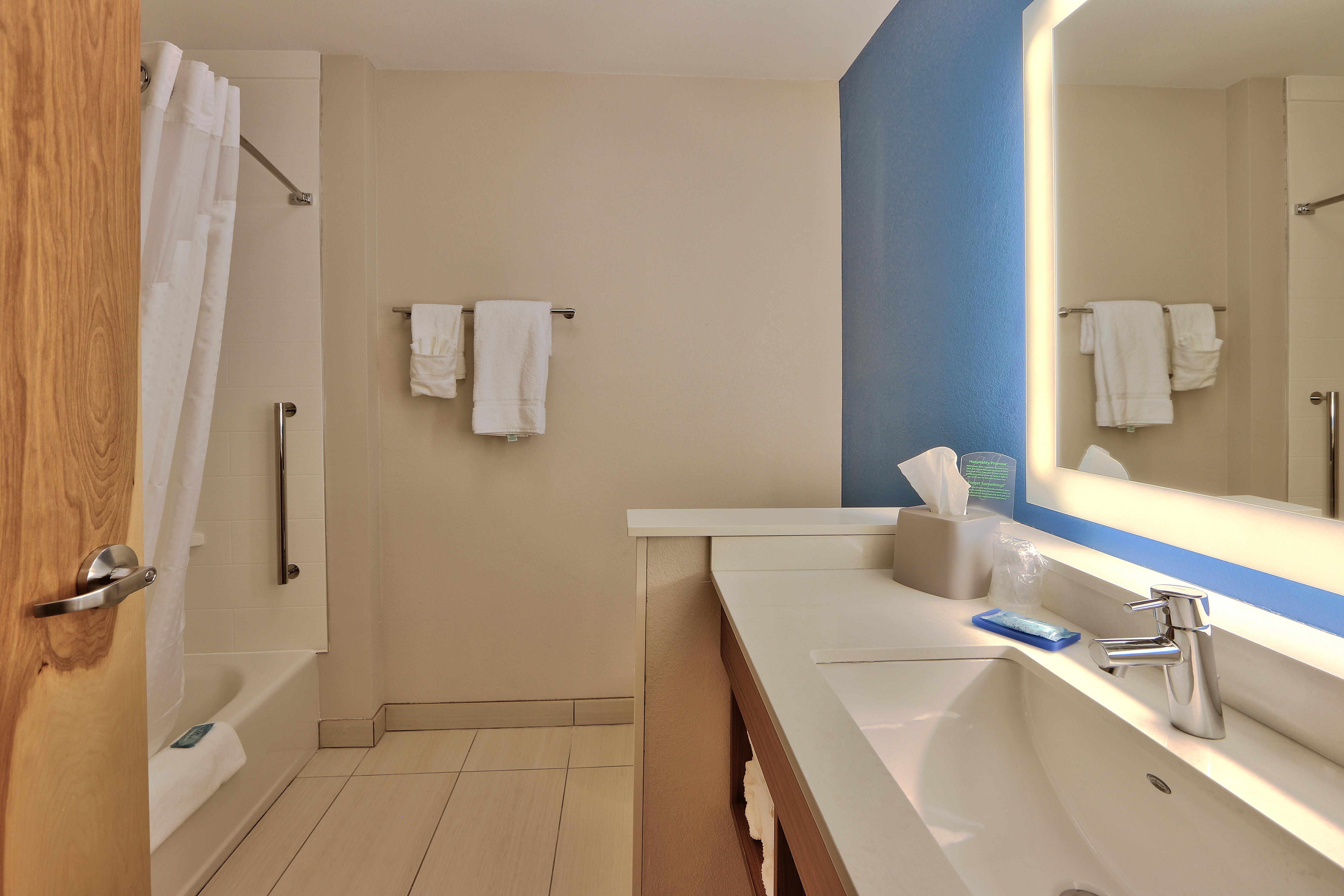 Holiday Inn Express & Suites - Roswell By Ihg Экстерьер фото