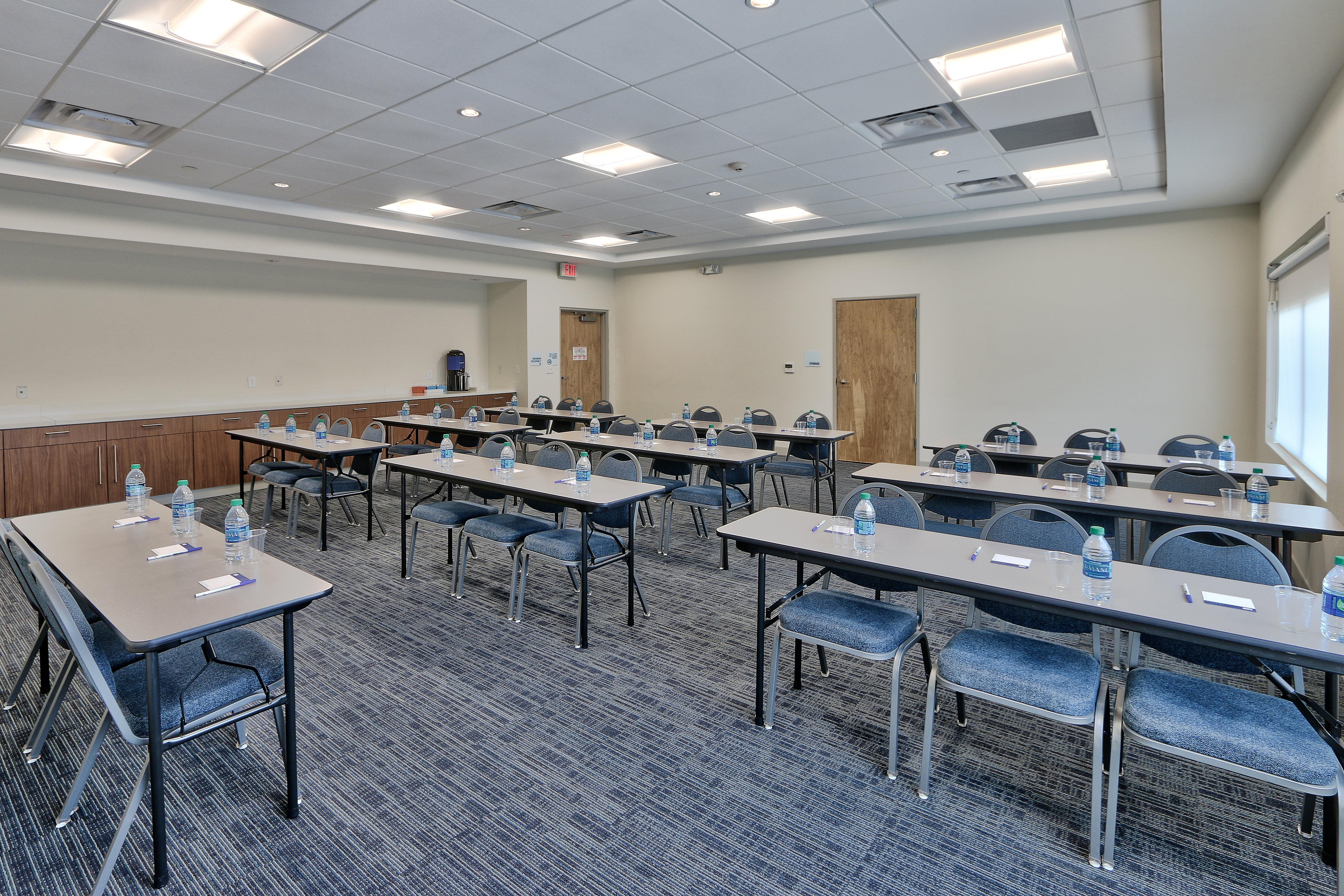Holiday Inn Express & Suites - Roswell By Ihg Экстерьер фото