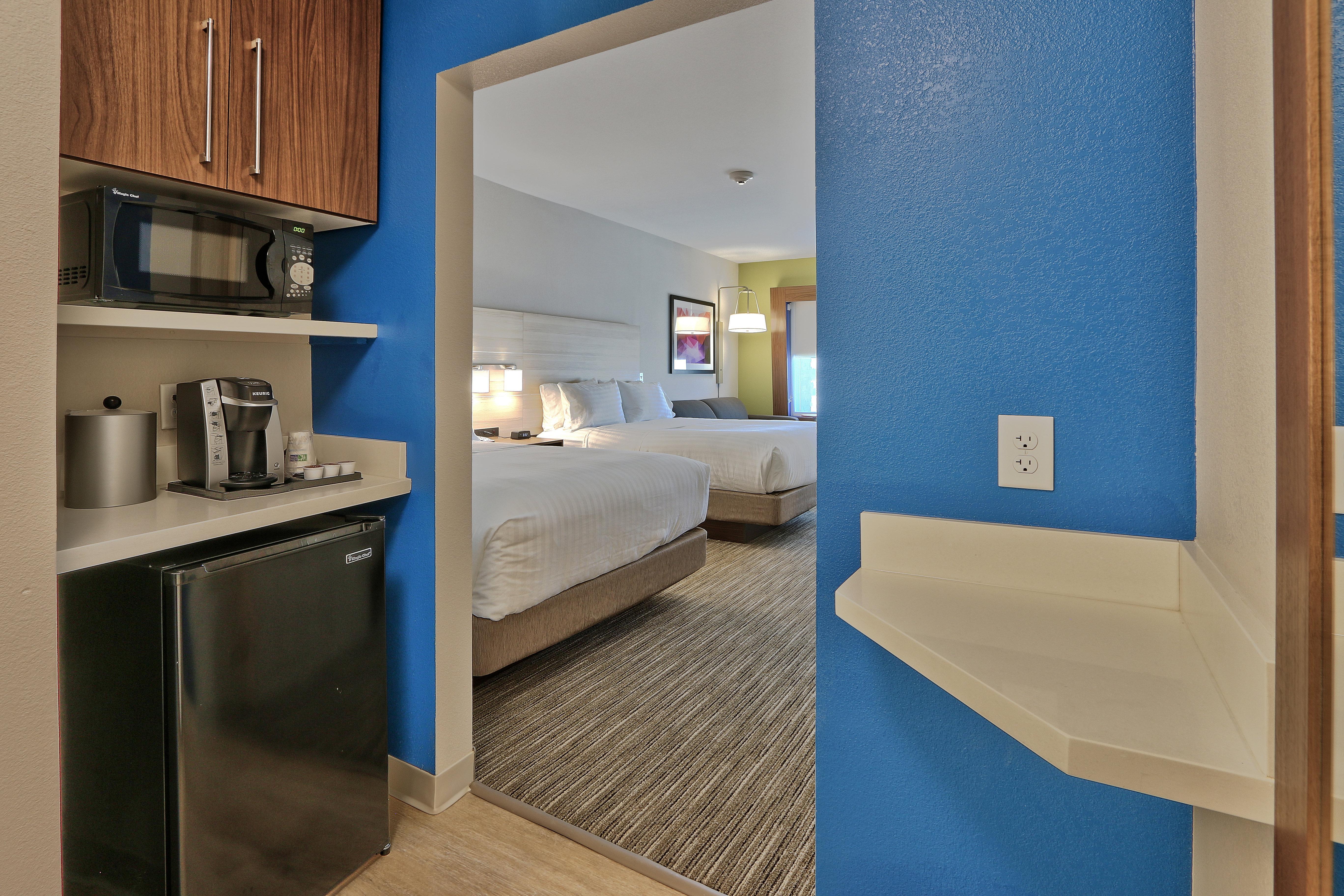 Holiday Inn Express & Suites - Roswell By Ihg Экстерьер фото