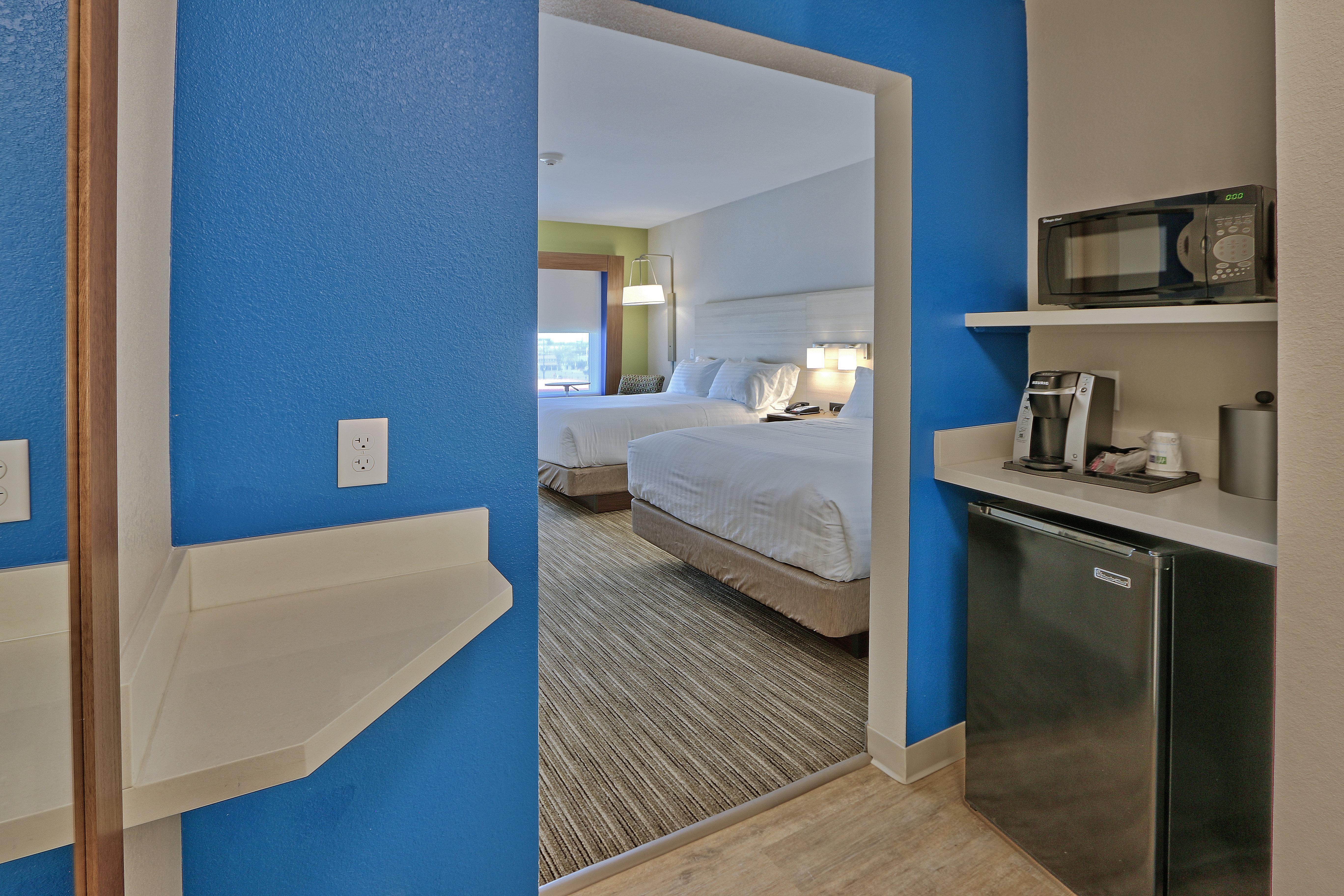 Holiday Inn Express & Suites - Roswell By Ihg Экстерьер фото