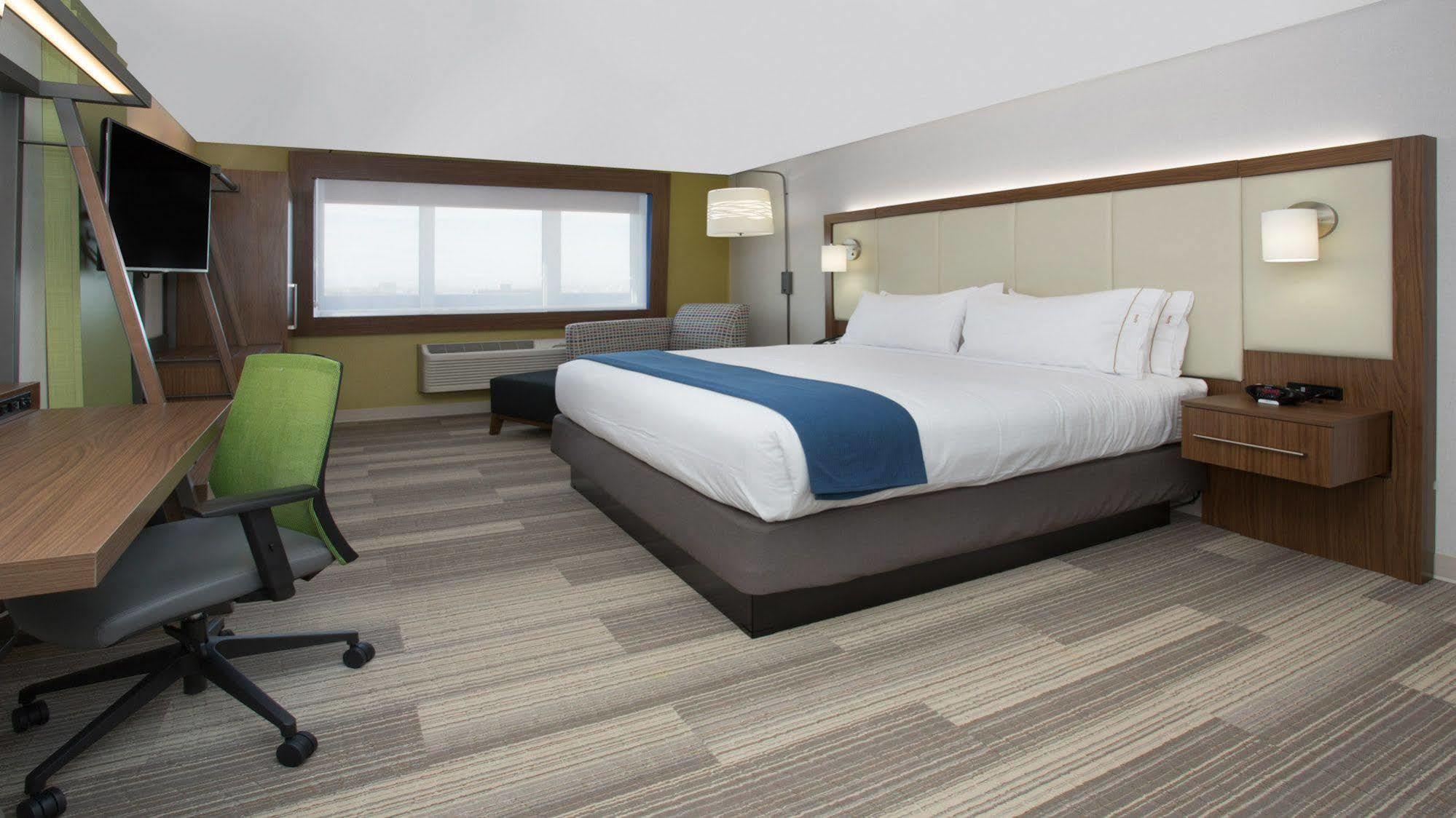 Holiday Inn Express & Suites - Roswell By Ihg Экстерьер фото